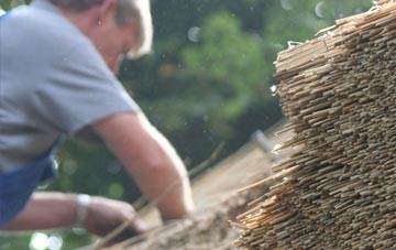 professional Holme Chapel thatchers